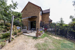 Photo 7- click for photo gallery